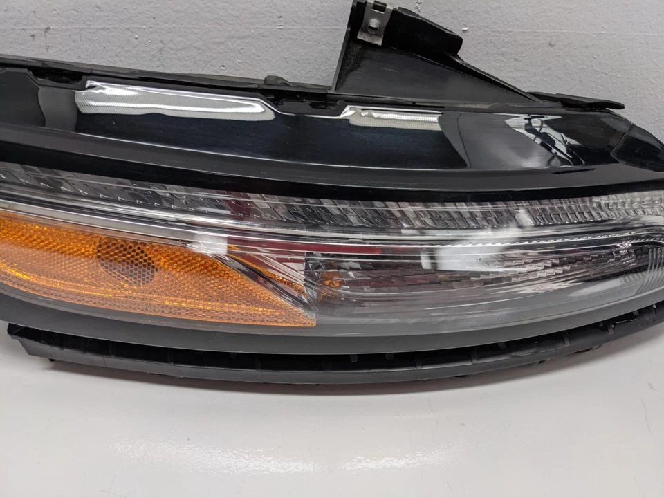 Luz de seta Jeep Cherokee direita do passageiro DRL 2014 - 2018 - Imagem 4 de 4