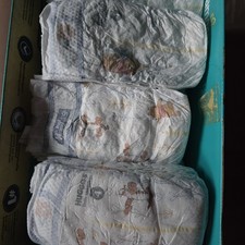 53 huggies diapers size 4