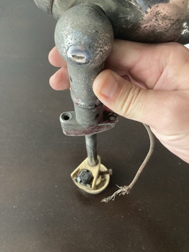 MOBILITE AUTOMOBILE ACCESSORY "THRU THE POST" MOUNT SPOTLIGHT 1920'S 30'S - Foto 8 di 16