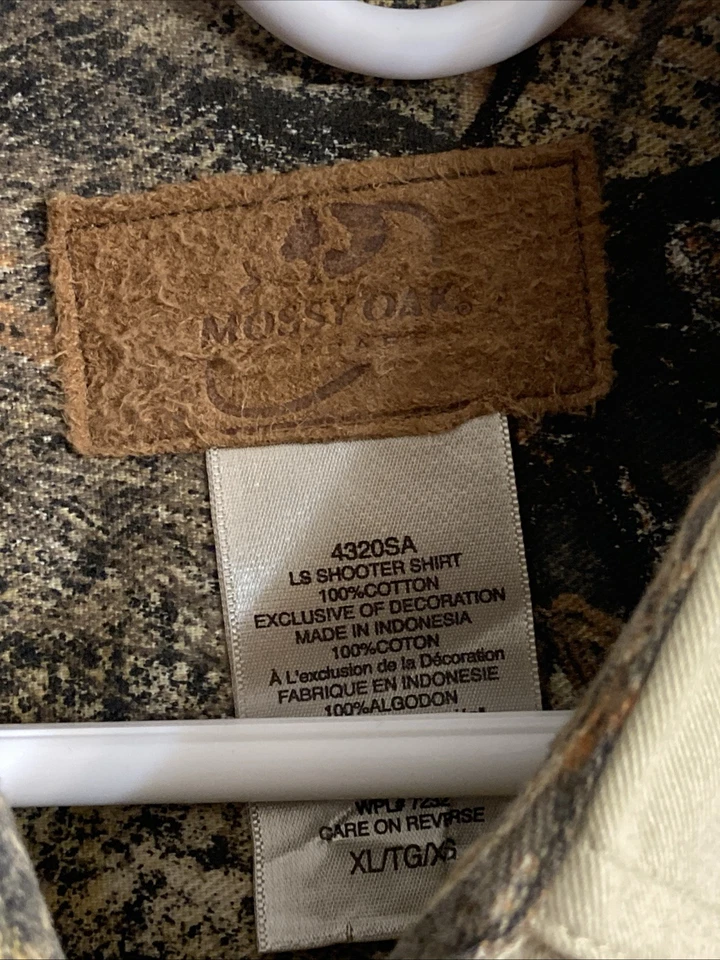 Mossy Oak Long Sleeve Button Up Shirt Men’s Size XL Tan Camo Shooter Shirt EUC - Image 3 of 4