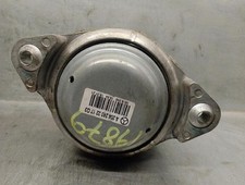 Support moteur Mercedes 320