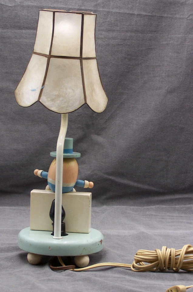 Lámpara infantil Humpty Dumpty Sat On A Wall años 50 E-24949 Young Designs Nueva York Foto 3 de 4