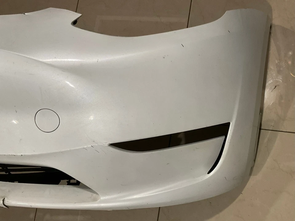 Cubierta de parachoques delantero blanca Tesla modelo Y 2023 2024 1687994-TX-A OEM Foto 3 de 4