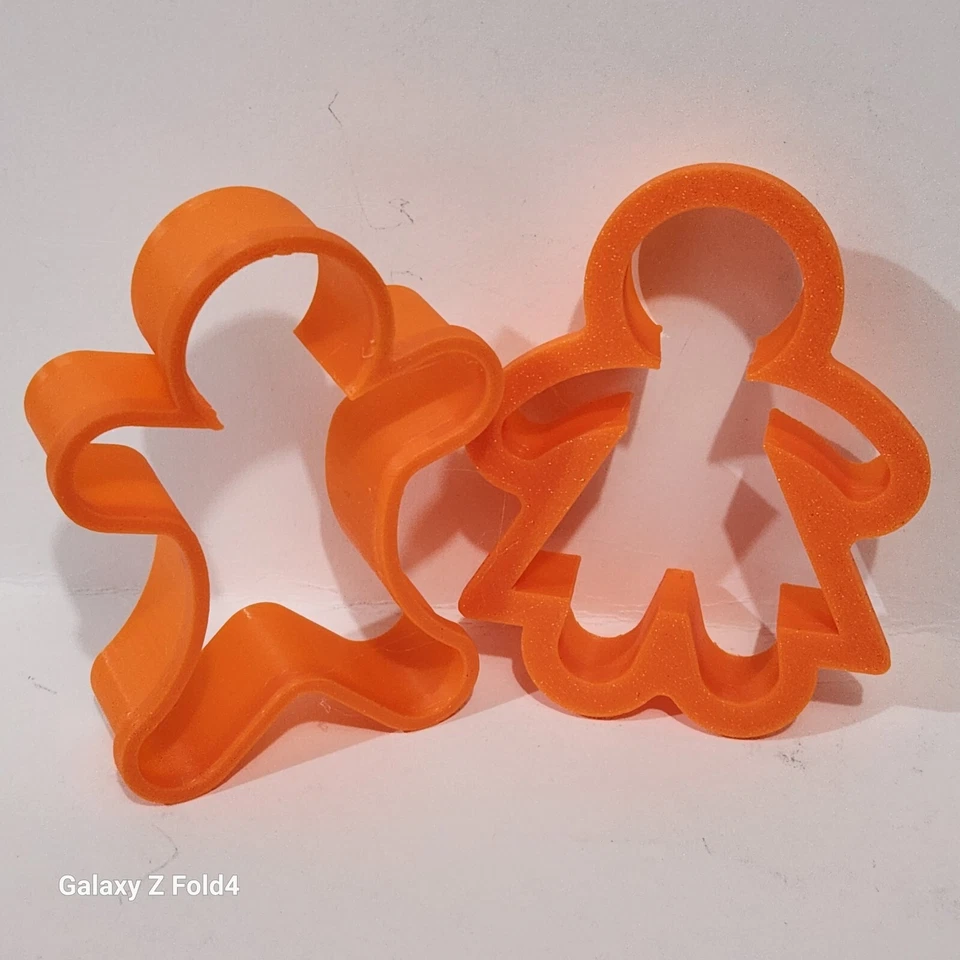 Set Von 2 Lebkuchenmann Und Frau Ausstechformen 80mm In Vielen Farben - Bild 4 von 4