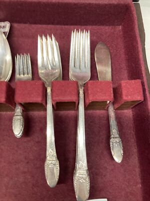Vintage 53 Piece 1847-1947 Rogers Bros FIRST LOVE Silverware Set