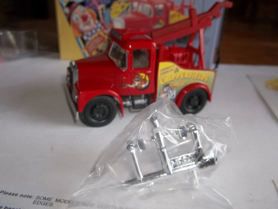 Corgi 97886 - Chipperfields Circus - Scammell Highwayman with Crane - Mint - Image 3 of 4