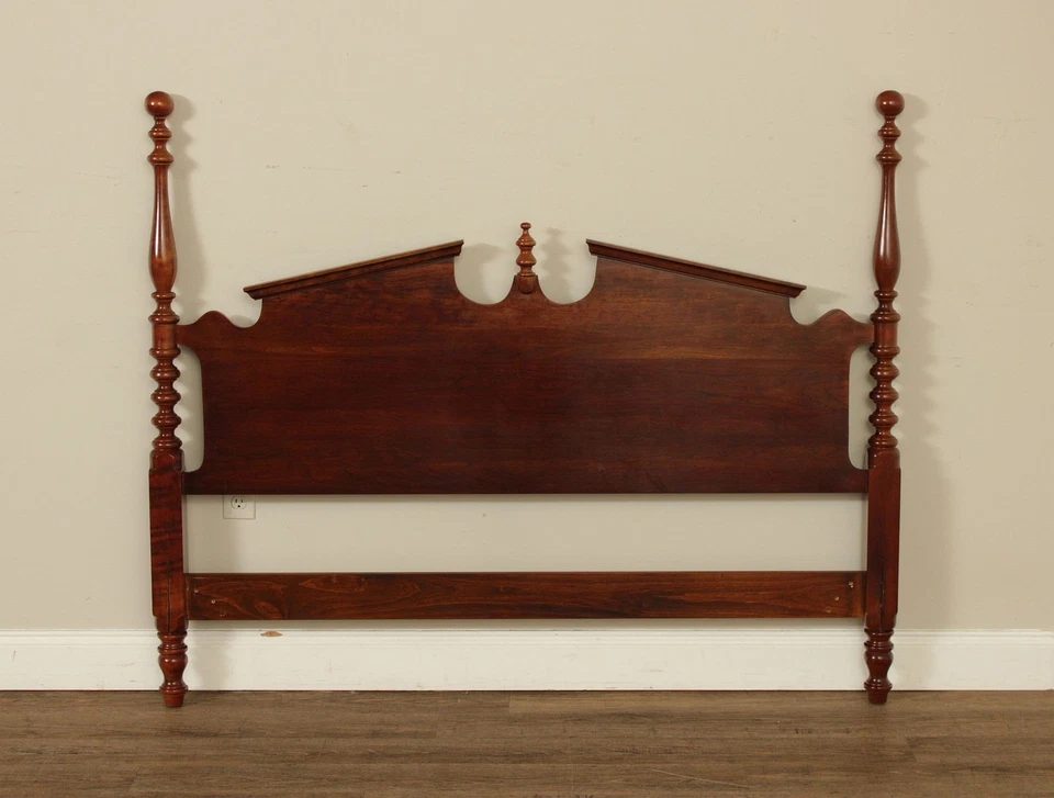 Cabecero póster Cherry Queen estilo Chippendale Foto 2 de 4