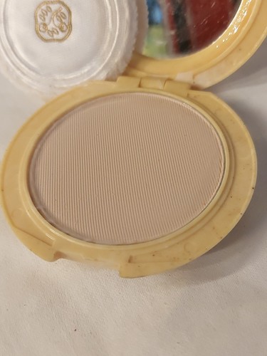 Shiseido Foundation Petit Fine Pressed Powder Transparent 0.18oz Antique/Vintage - Picture 5 of 5