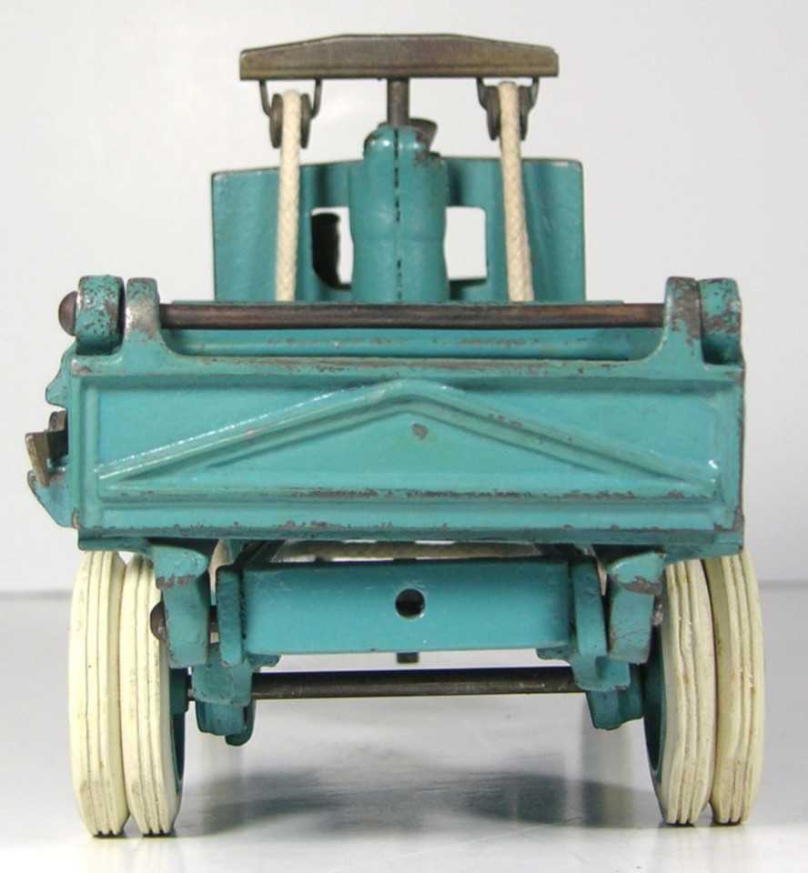 1920s CAST IRON ARCADE MACK DUMP TRUCK / LARGE T-BAR TYPE DUMP TRUCK 12 ...