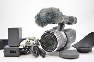 SONY NEX VG30 E PZ 18 55mm Video Camera Lens Kit