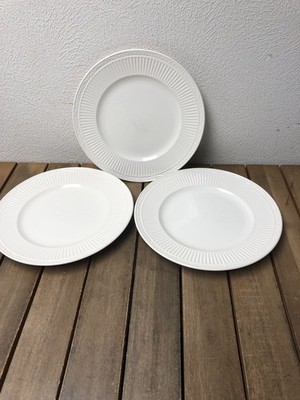 MIKASA ITALIAN COUNTRYSIDE SET Of 3 DINNER PLATES  DD900 IVORY 11 1/4'' EUC