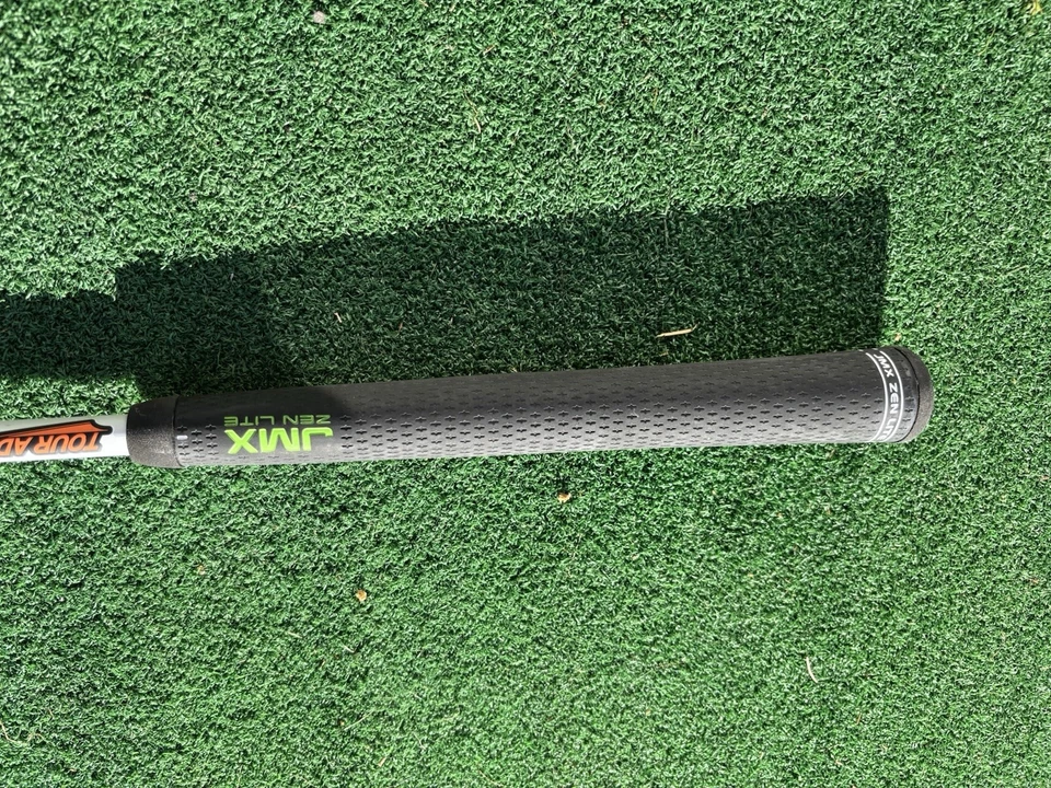 Tour AD Graphite Design IZ-7 Stiff Flex Wood Shaft  - Image 4 of 4