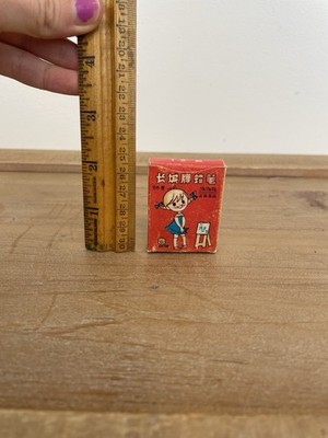 Vintage GREAT WALL WAX CRAYONS Cute mini box Shanghai China No. 66