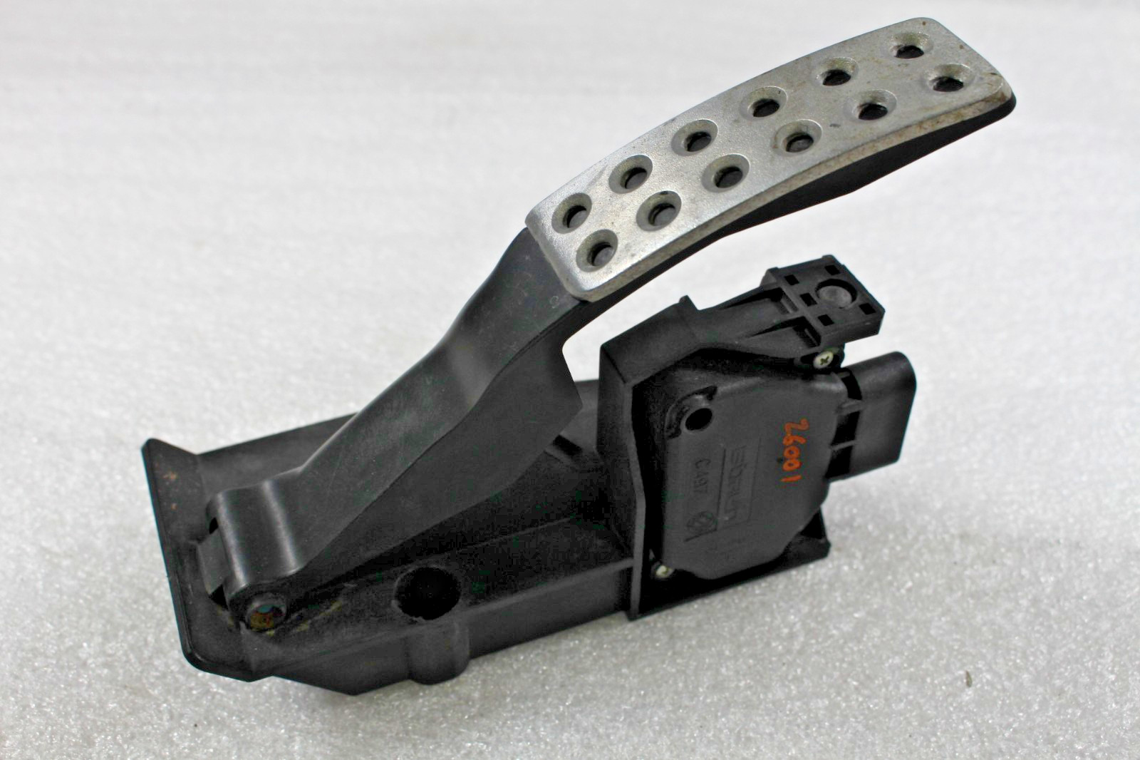 Ferrari F8, 458, 488, California, FF, Accelerator Pedal, Used, P/N 243117