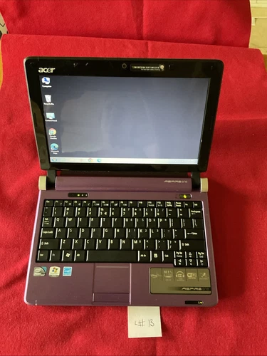 Acer Aspire One Intel Atom  Windows 7 Starter 1GB Ram 250 GB HARD DRIVE