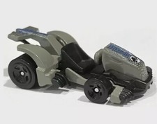 Mattel Hot Wheels Jurassic World Dominion Character Cars VELOCIRAPTOR 'BETA'