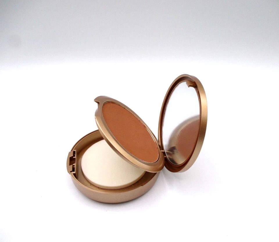 Mally Evercolor Poreless Face Defender Boost ~ 0.35 oz / 9.9 g - Image 2 of 3