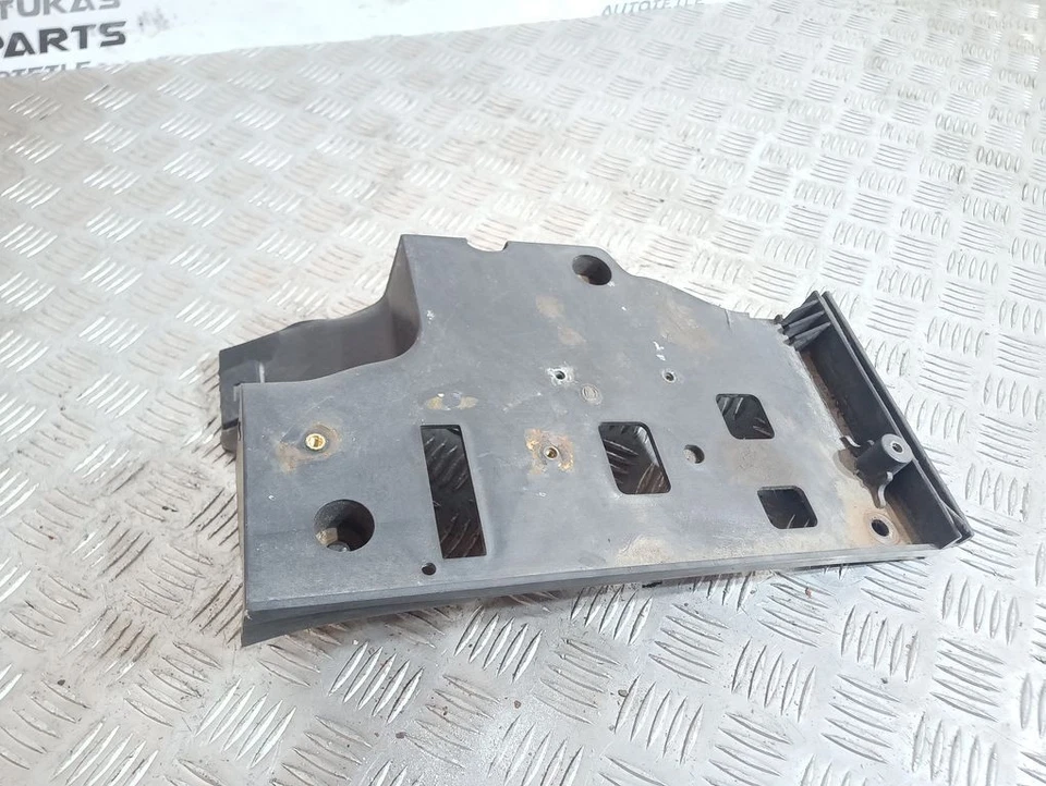 Portapilas Land Rover Discovery 3-LR3 2005 DWM500021 UST83900 Foto 2 de 4