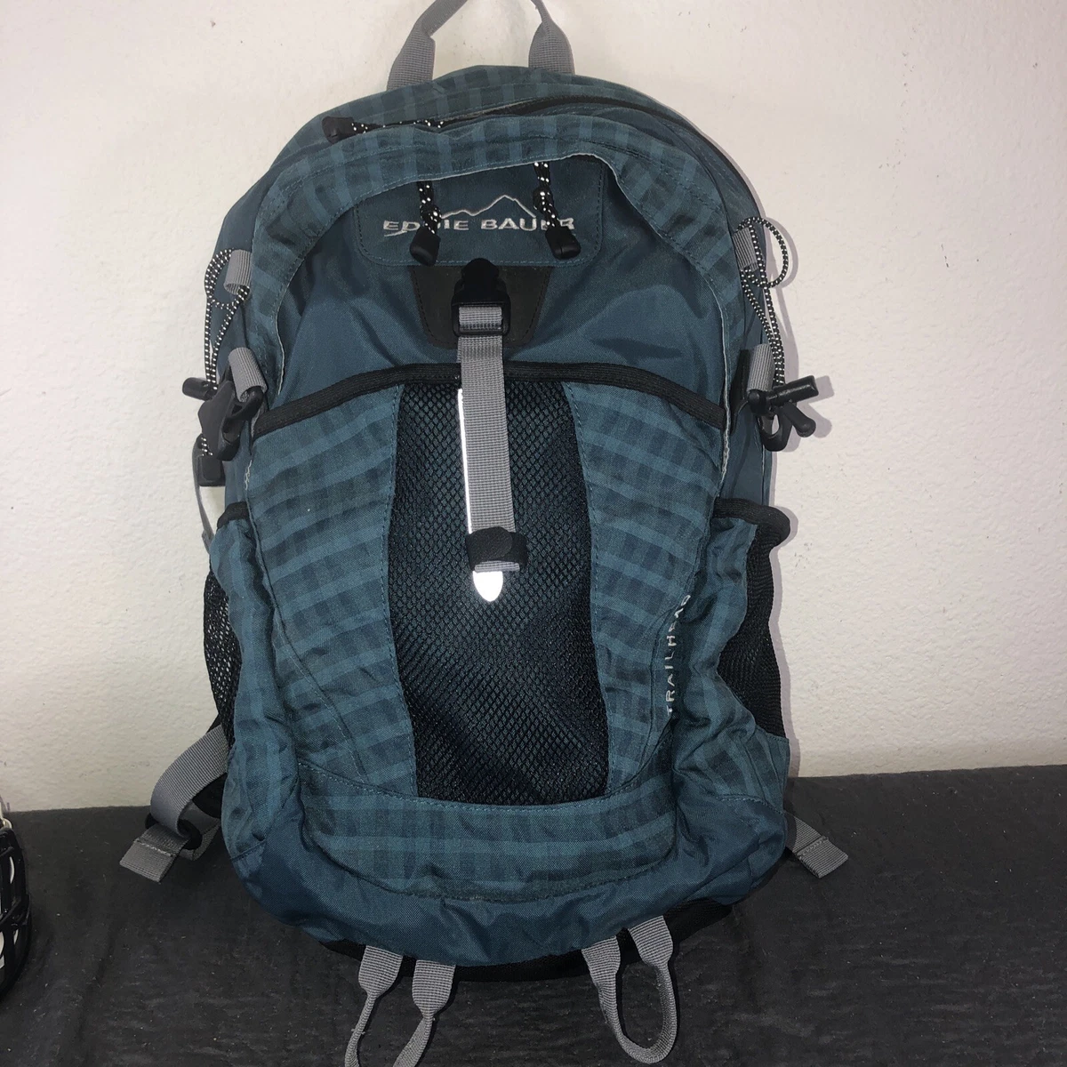 Eddie bauer lightweight backpack hotsell