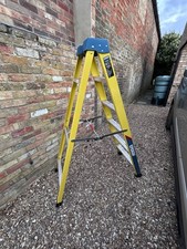 Erbauer 6 tread Fibreglass Swing back step Ladder (H)1.62m
