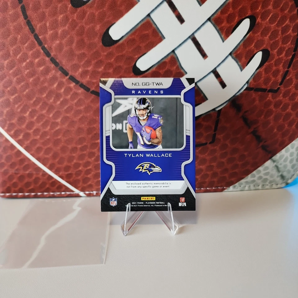 2021 Panini Playbook Gridiron Gear Relics Tylan Wallace #GG-TWA Rookie RC Ravens - Image 2 of 2