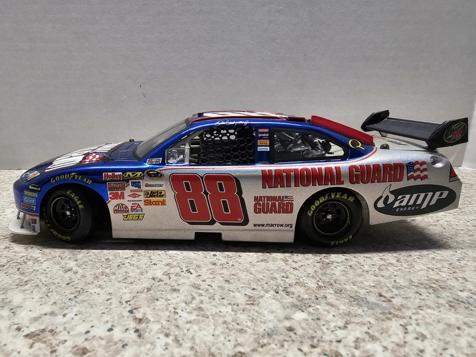 Dale Earnhardt Jr #88 NASCAR 2008 Impala SS 1:24 Motorsports Authentic Loose - Image 2 of 4