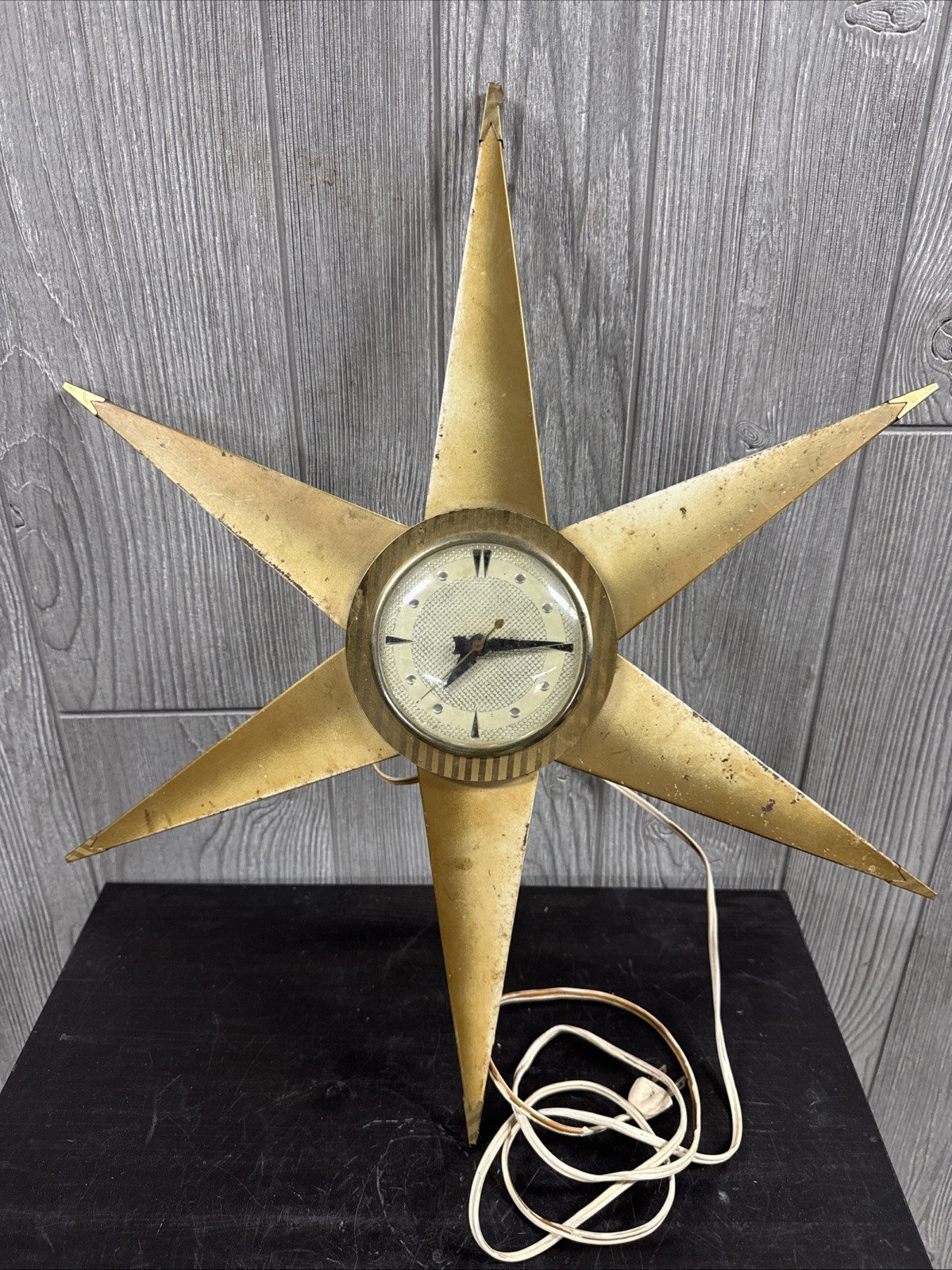 VTG Star Clock By Bilt Right Tested & Working 6 Point Wall Decor
