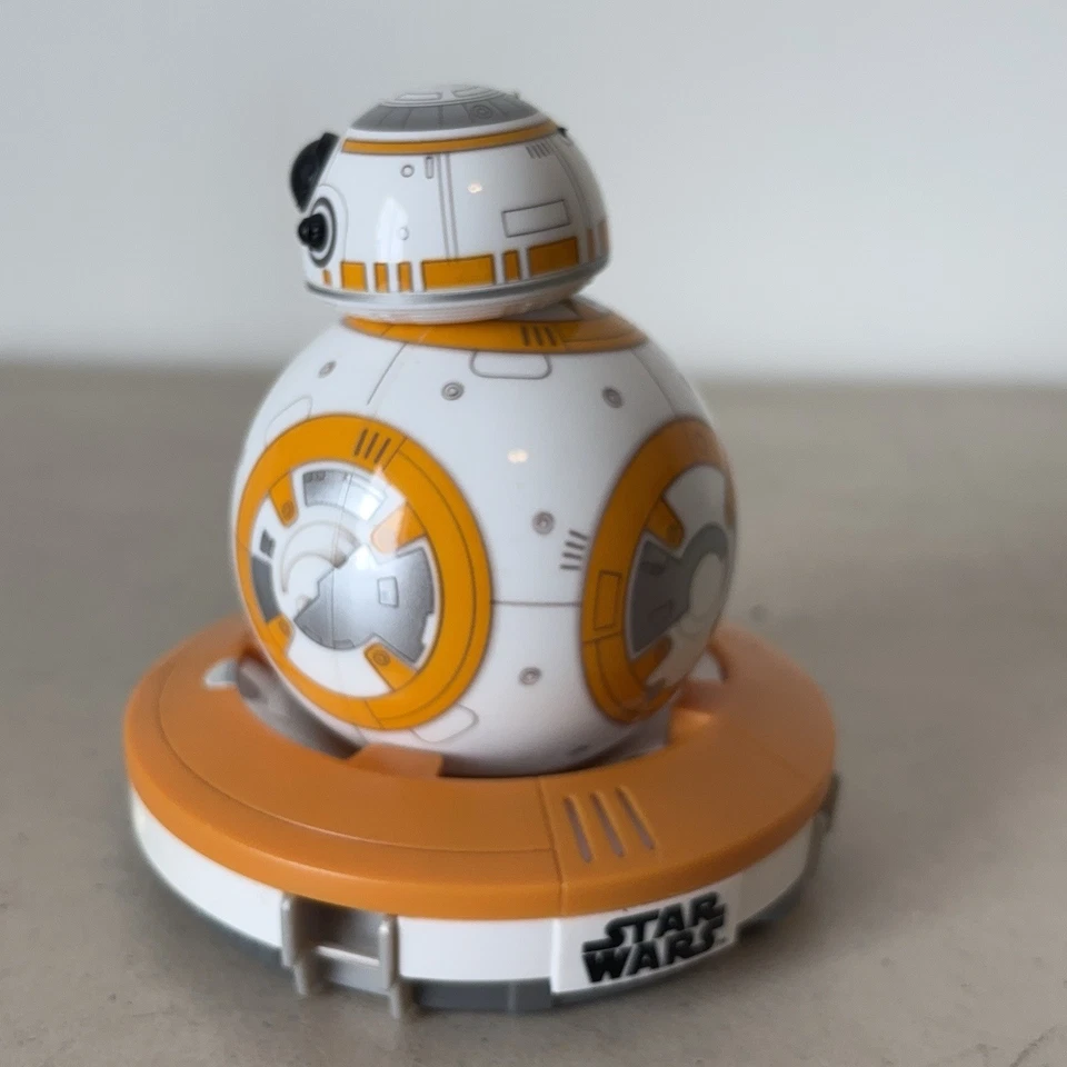 Robot droide habilitado para aplicación Star Wars Sphero BB-8 R001WC con base de carga SIN PROBAR Foto 2 de 4