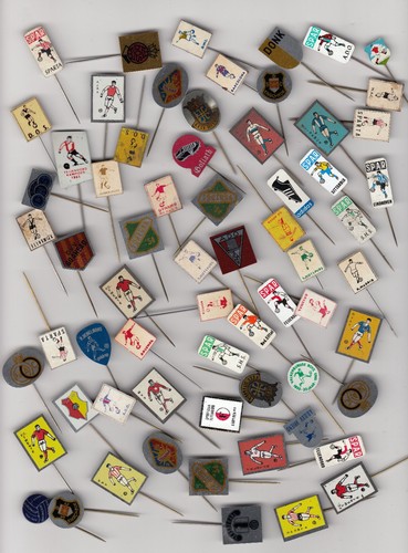 Vintage FOOTBALL CLUB Pin Anstecker 1960 Restposten THFC Arsenal Ajax Feyenoord Adidas
