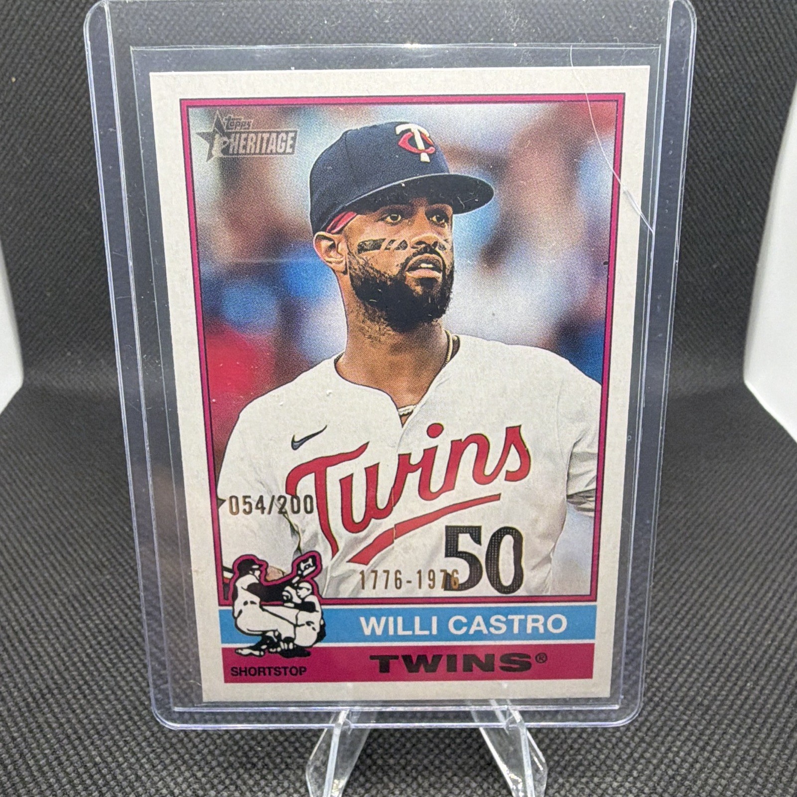 Topps Heritage 2025 Willi Castro #73 Bicentennial /200 Minnesota Twins