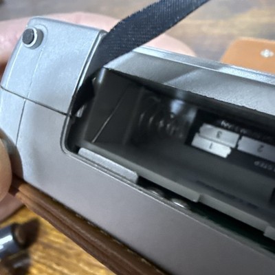 Grundig Yacht Boy World Receiver YB-P2000 Design By F.A. Porsche