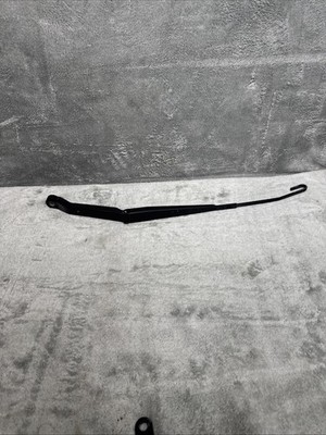 2004 2011 MITSUBISHI ENDEAVOR LEFT DRIVER SIDE WINDSHIELD WIPER ARM OEM 