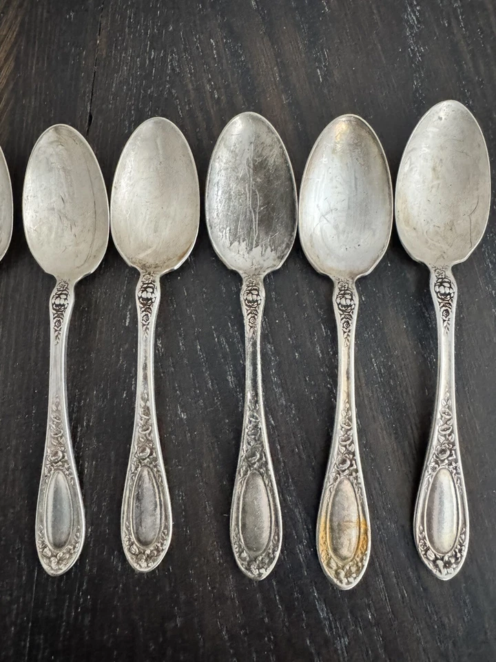 Juego de 11-1835 R Wallace Triple Plateado Cucharaditas Flor 1909 Antiguo Floral Foto 4 de 4