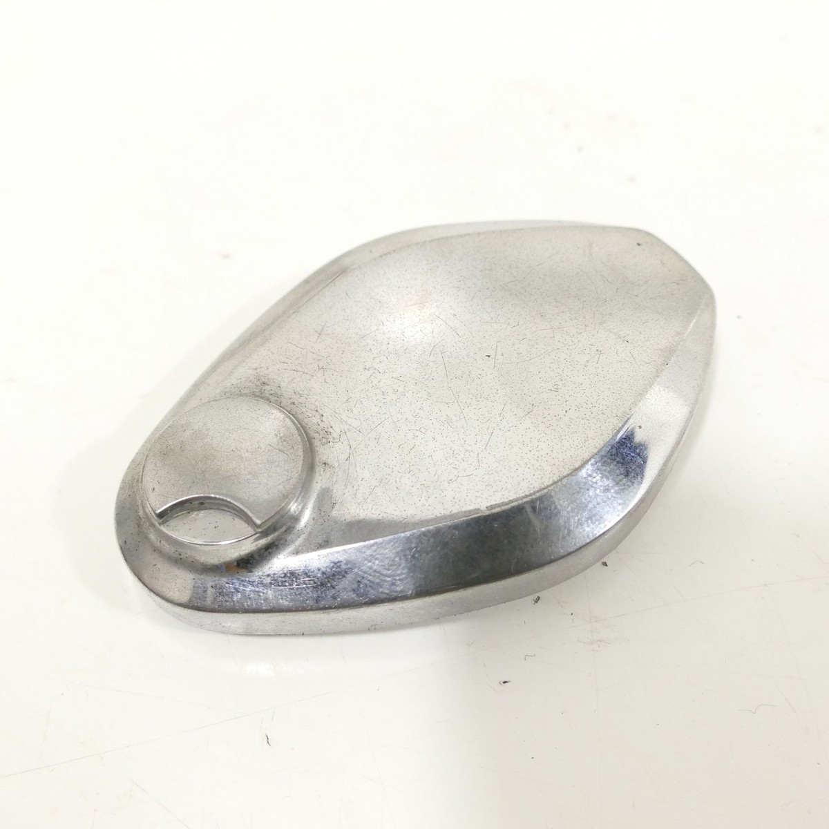 メイ Kawasaki Z 1000 / Z 900 Fuel Tank Cap Lock 71325 | eBay UK
