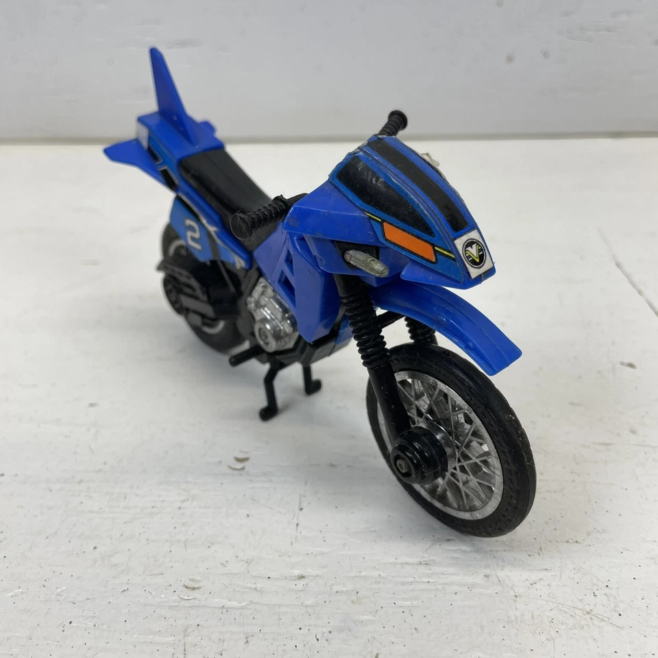 Bicicleta Power Rangers Chikyu Sentai Fiveman Hawk Arrow 2 Azul Bandai Foto 4 de 4