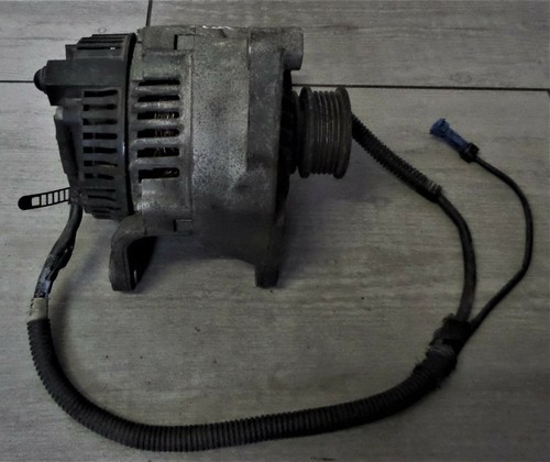 VW Passat 3B Lichtmaschine Generator 90A 058903016E *ungeprüft*