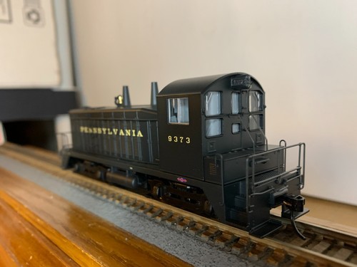 B.L.I. #6751 P.R.R. EMD SW7 Diesel Loco #9373 con CCC y sonido Paragon 4 1:87 | Zustand: New
