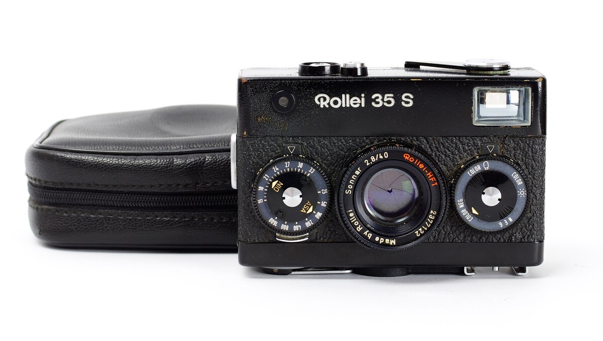 Rollei 35S Black Lens Rollei HFT Sonnar 2.8/40mm LIGHTMETER Rollei 35S Black Lens Rollei HFT Sonnar 2.8/40mm LIGHTMETER