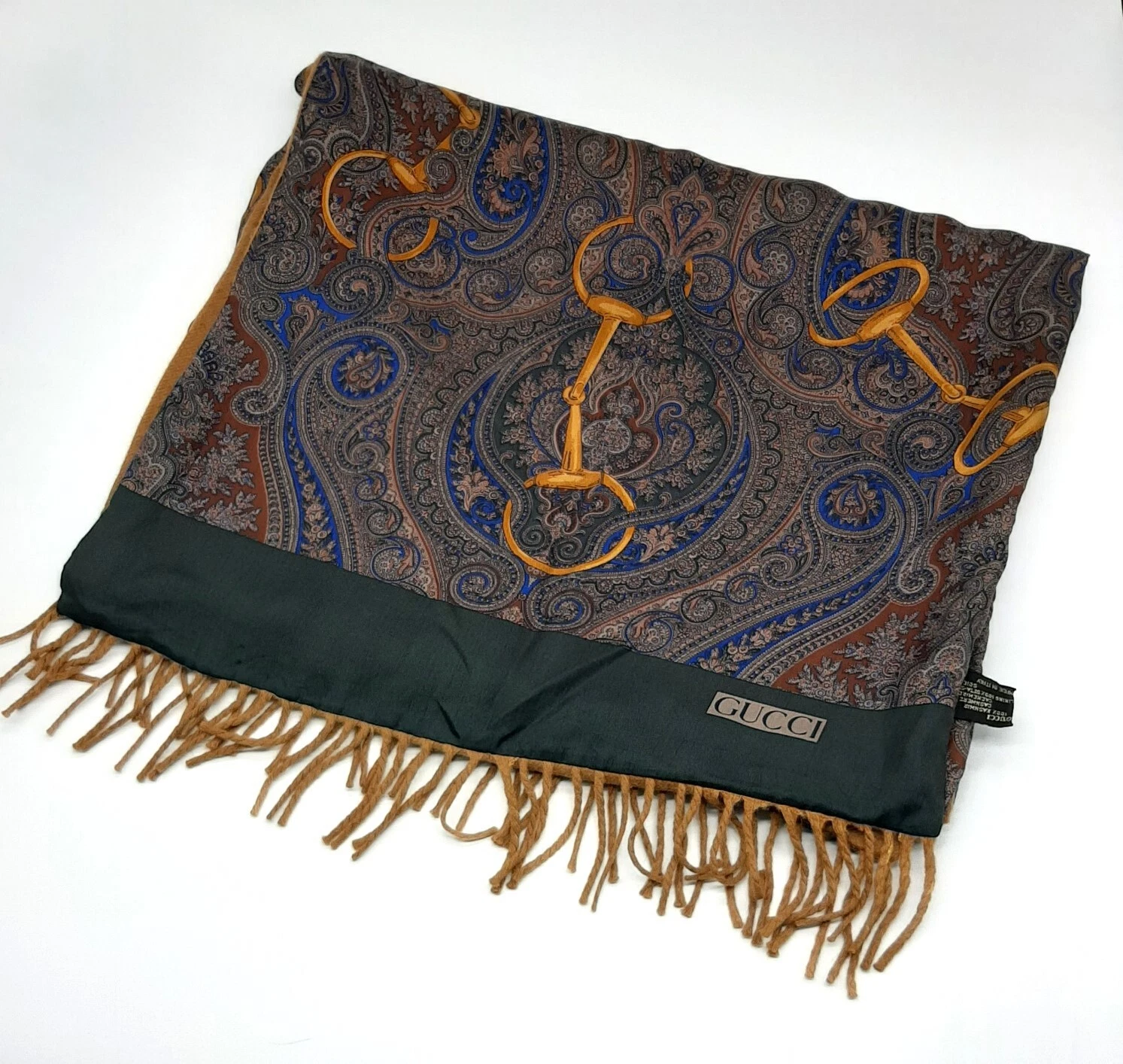 Écharpe longue Gucci motif paisible cachemire et soie cheval de soie chaud