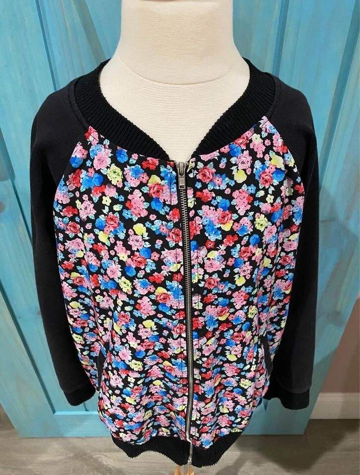 Disney D-Signed Girl’s Black Floral Jacket -10/12Y - Image 3 of 4