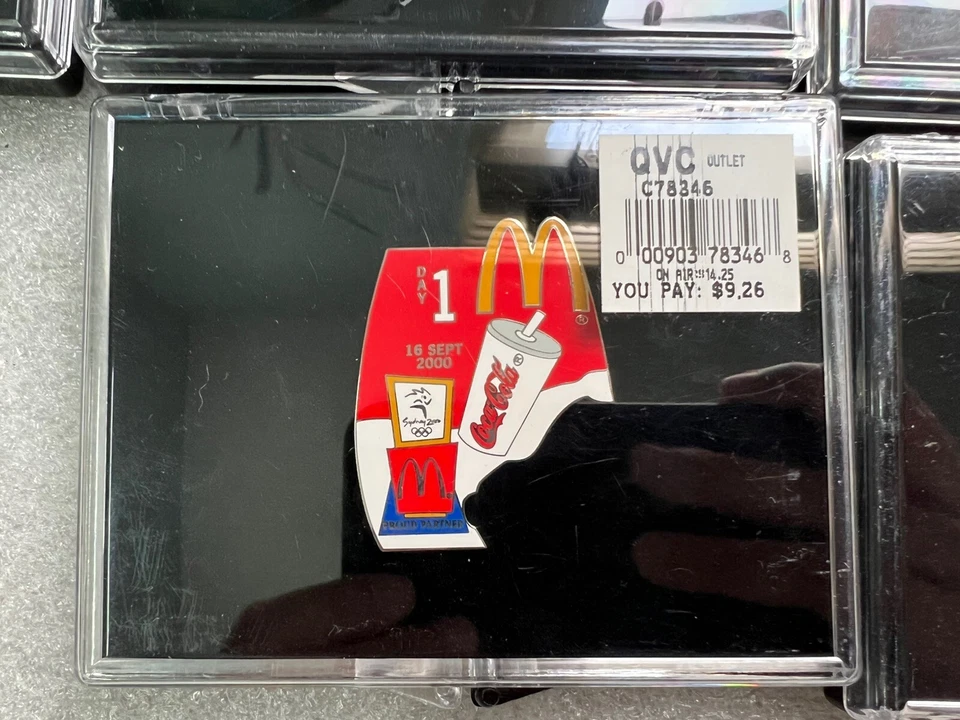 16 Sydney 2000 Olympic Coca Cola Pin Of The Day Set In Box Missing 15 & Opening - Image 2 of 4