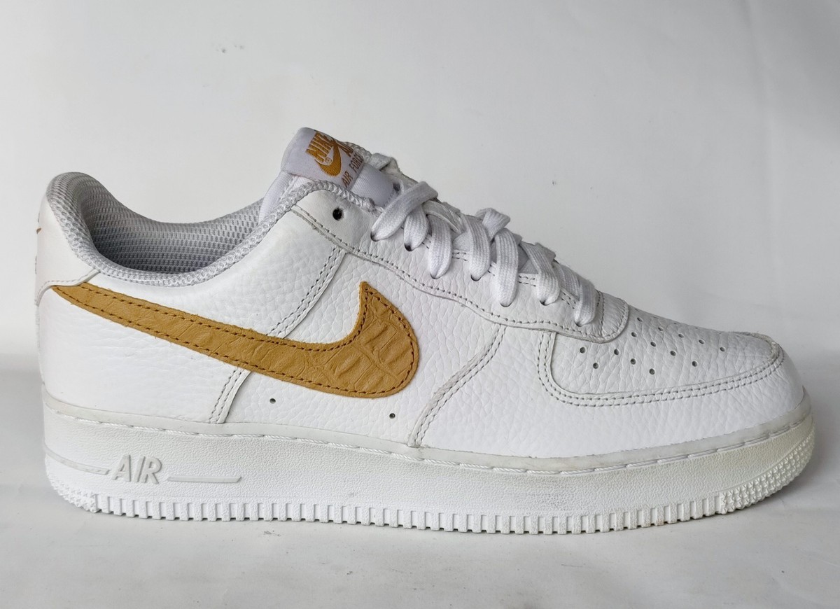 air force 1 lv8 white club gold white