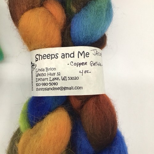 2 Skeins Wool Roving: Jacob + Mystery Blend - Picture 3 of 4