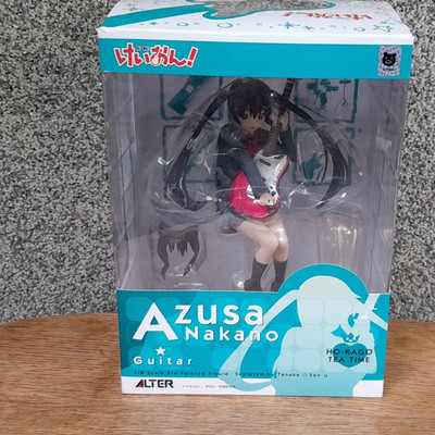 ALTER K-ON! Azusa Nakano Guitar HO-KAGO TEA TIME Figur in OVP (geöffnet)