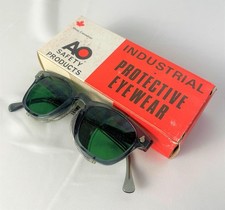 American Optical Clear Smoke Blue Sunglasses 46  20 with Box