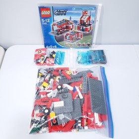 Lego 2007 City Fire Station 7945 No Box 1/3 Manuals 99% Complete