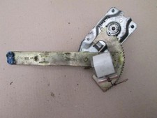 Lève vitre Mazda 121