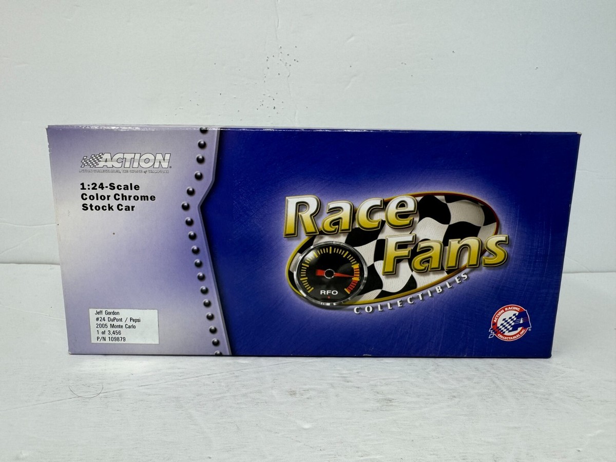 Action Nascar #24 Jeff Gordon Pepsi 2005 Monte Carlo Color Chrome