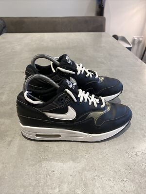 Nike Air Max 1 Essentials Schwarz Weiß Schuhe Größe UK 5,5 Turnschuhe