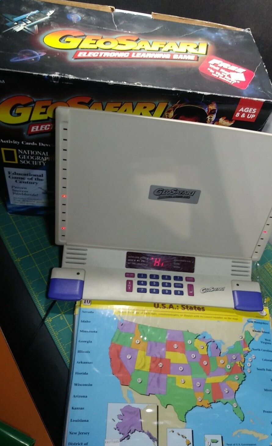GeoSafari system  EI-8865 Electronic Learning Game with CARDS box cord READ 